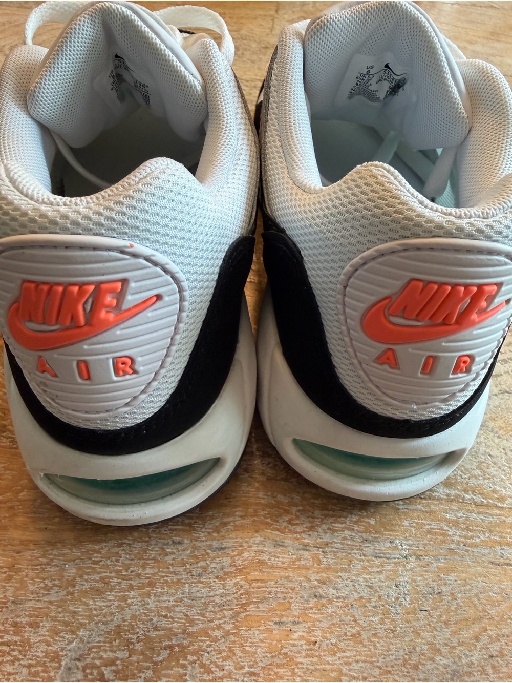 Nike Air Max Women’s White Sneakers with Black, Gray and Teal Accents - Picture 4 of 6